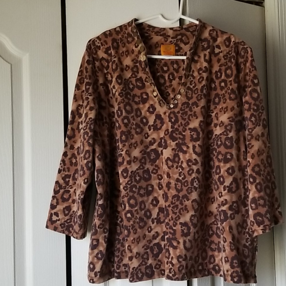 Ruby Rd top